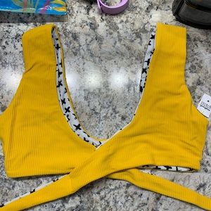 Yellow ribbed top